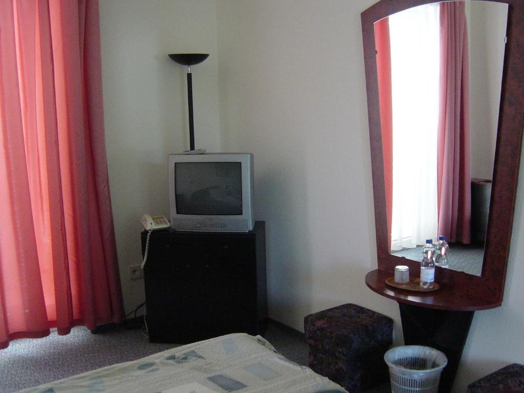Bed and Breakfast Belle Fleur Panzio Budapest Exterior foto